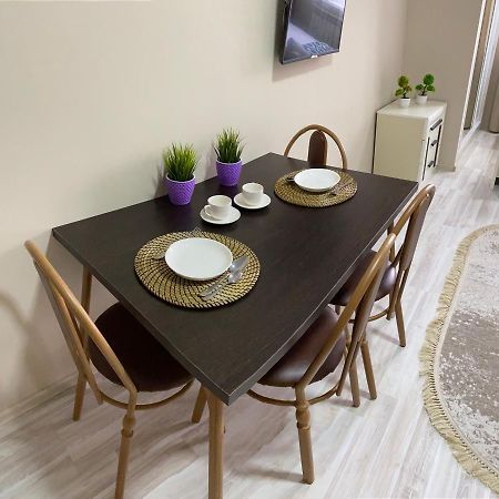 Оригинальная 1 Ком Квартира В Сердце Алматы Apartment Exterior foto
